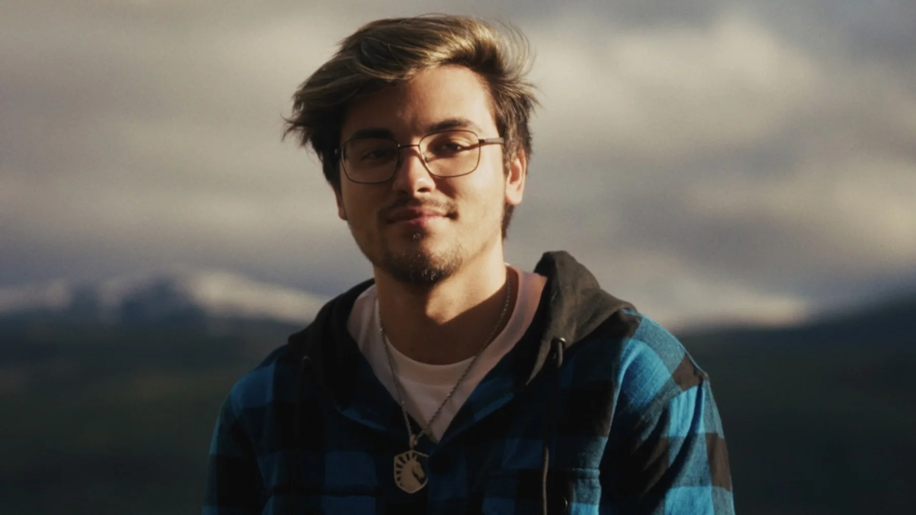 Russel Twistzz Van Dulken in a finished ESL Counter-Strike player profile frame